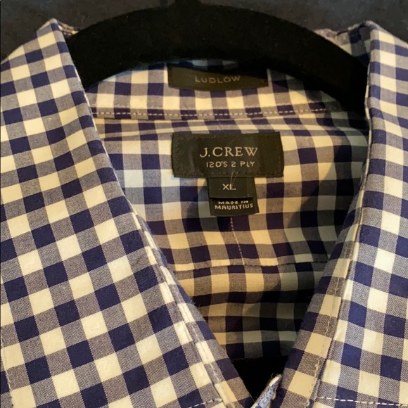 J. Crew Men’s Button Down (Ludlow) - Picture 2 of 3